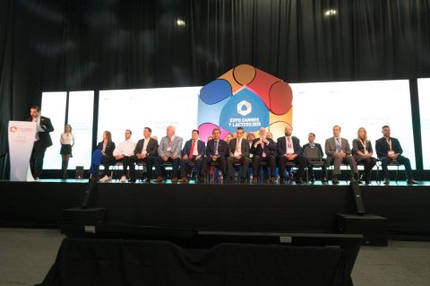 Momento de la inauguración oficial.