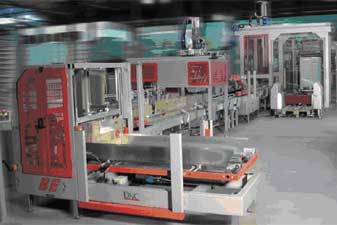 <b>DNC</b> dispone de una extensa gama de <i>maquinaria adecuada para los diferentes sectores de la industria</i>.