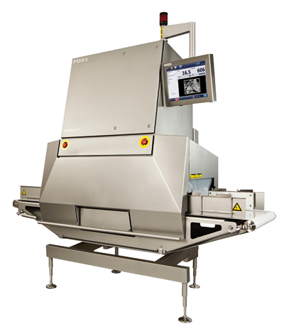 El MeatMaster™ II de <b>Foss Iberia</b> es un equipo de rayos-x que analiza el 100% de la carne que circula a través de su cinta transportadora. 