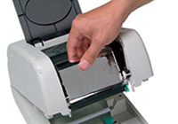 <B>Fujima Co</b> presenta una nueva gama de impresoras de bajo coste con mecanismos de metal, para la producción de etiquetas autoadhesivas y cartulinas.
