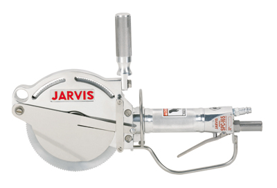 Jarvis ha presentado su sierra de disco neumática SPC 165 para bovino y porcino.