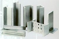 <b>Kamet</b> presentó sus perfiles de acero inoxidable.