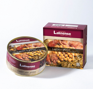 Las nuevas conservas de <b>Embutidos Lalinense</b>, <i>Lacón con grelos</i> y <i>Cocido gallego</i>, ofrecen una presentación elegante y sencilla con mucha atención a la imagen del producto y a la comodidad, por el tipo de envasado. 