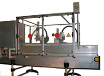La máquina controladora PH120 de <b>Timpolot</b> ha sido fabricada para el control de jamones en la descarga.